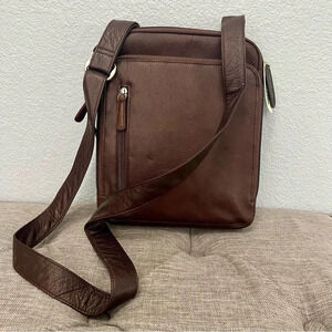 NEW Overland Expresso Dark Brown Leather Crossbody Bag/Purse